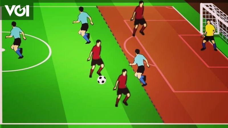 Training for Free Kicks in Soccer
