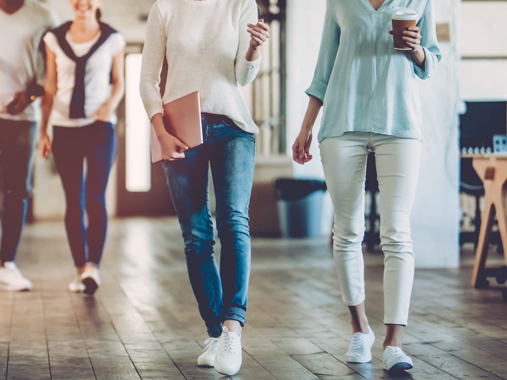 Standing Desks can help you lose weight
