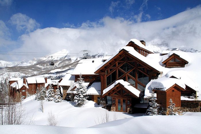 ski resorts in nc with lodging